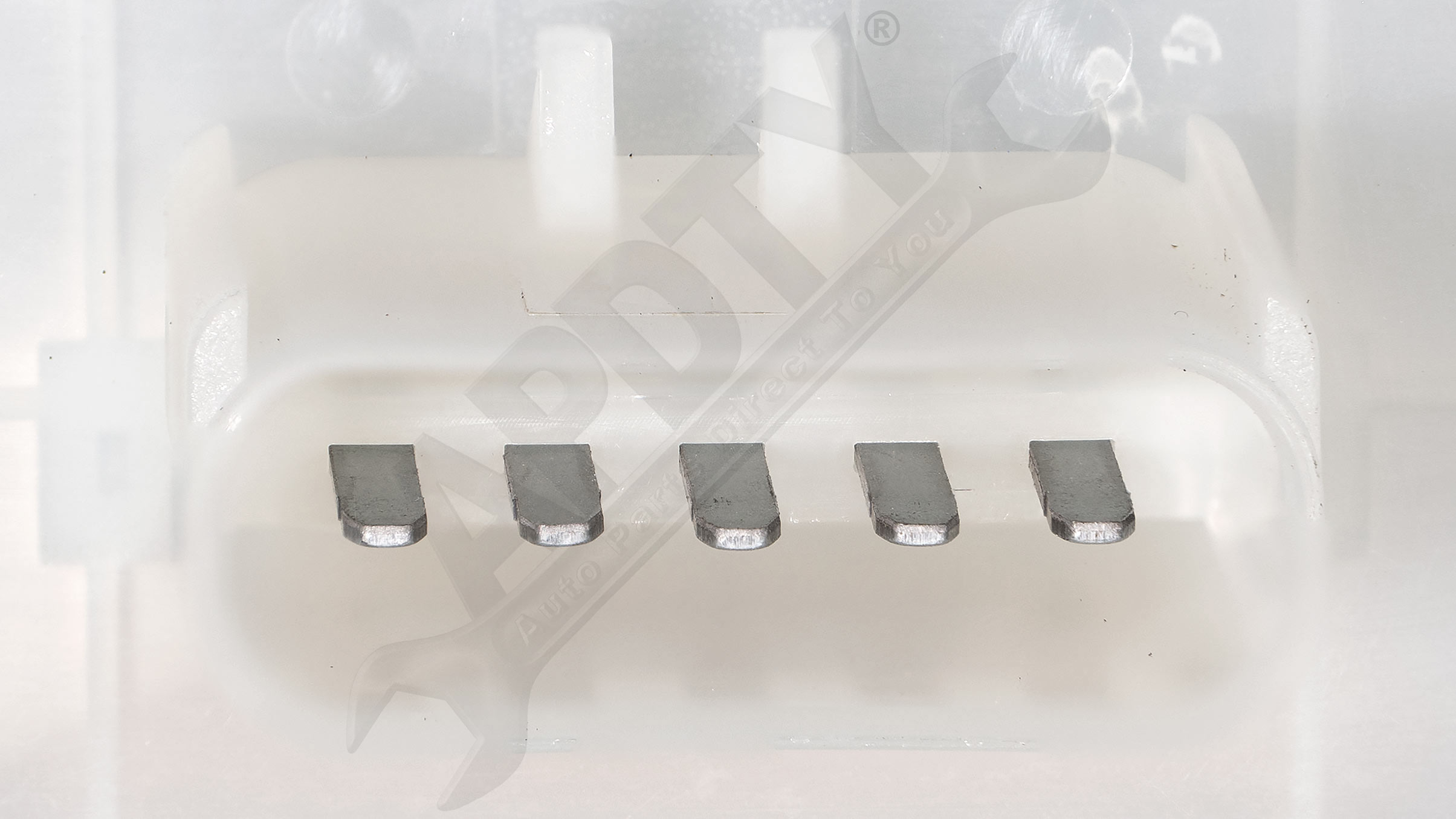 Large apdty 084137 x1 o 2